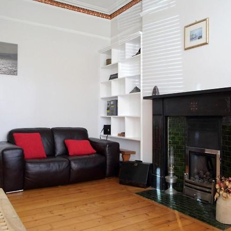 אדינבורו Central And Spacious 2 Bedroom Flat With Garden מראה חיצוני תמונה