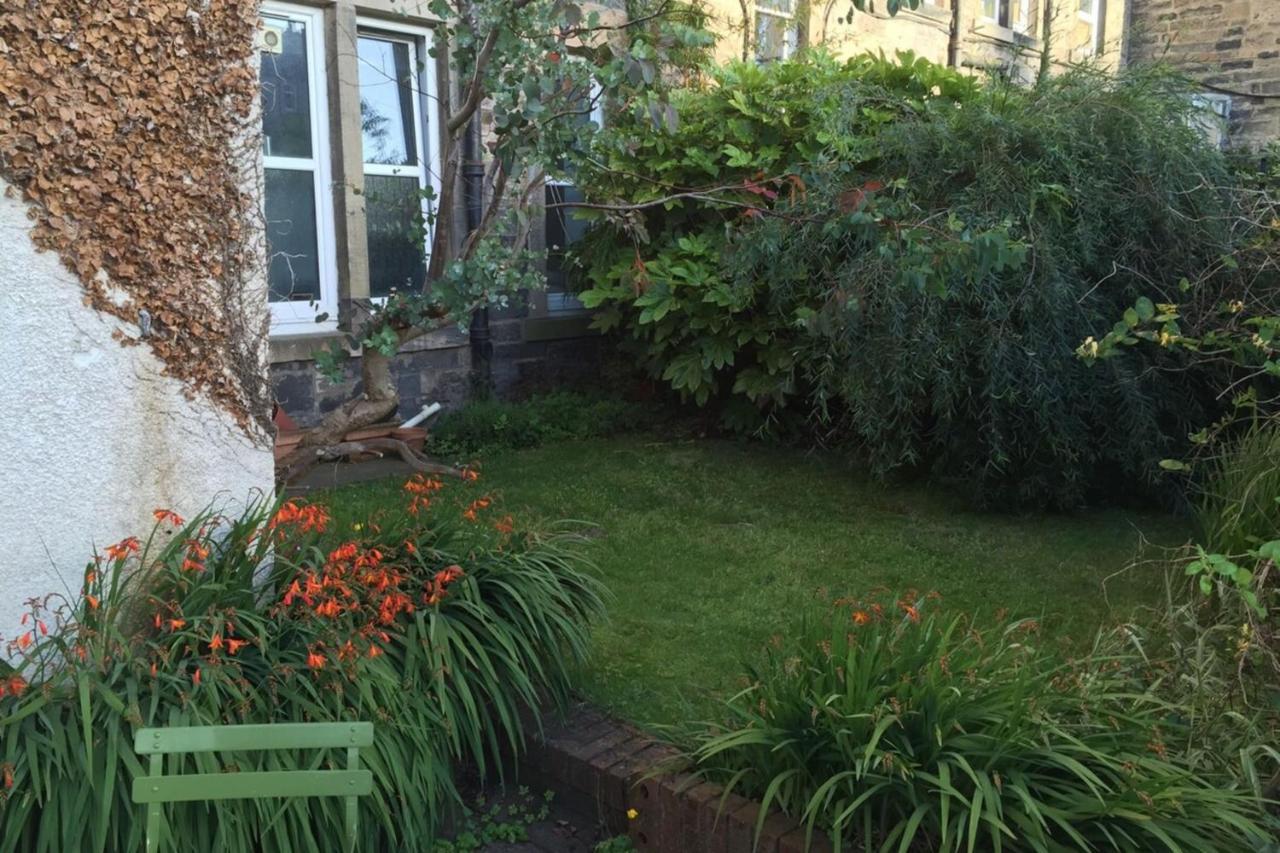 אדינבורו Central And Spacious 2 Bedroom Flat With Garden מראה חיצוני תמונה