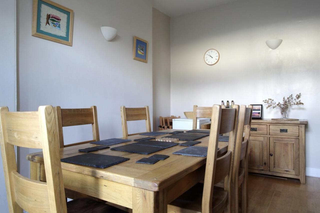 אדינבורו Central And Spacious 2 Bedroom Flat With Garden מראה חיצוני תמונה